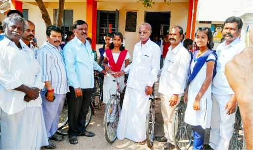 స్పందన అర్జీ కు స్పందించిన జిల్లా అధికారులు స్పందన అర్జీ కు స్పందించిన జిల్లా అధికారులు