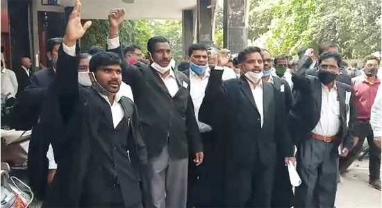 న్యాయవాదుల అందోళనలు, నిరసనలు న్యాయవాదుల అందోళనలు, నిరసనలు