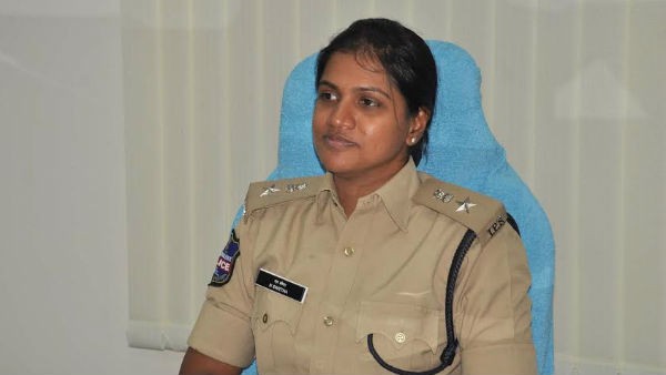 వివిధ డిపార్ట్మెంట్ అధికారులు కోఆర్డినేషన్ తో ప్రత్యేక చొరవ తీసుకొని పని చేయాలి వివిధ డిపార్ట్మెంట్ అధికారులు కోఆర్డినేషన్ తో ప్రత్యేక చొరవ తీసుకొని పని చేయాలి