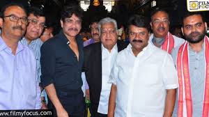 కింగ్ నాగార్జున, ప్రవీణ్ సత్తారు కాంబినేషన్లో భారీ యాక్షన్ ఎంటర్టైనర్ చిత్రం పూజా కార్యక్రమాలతో ప్రారంభం. కింగ్ నాగార్జున, ప్రవీణ్ సత్తారు కాంబినేషన్లో భారీ యాక్షన్ ఎంటర్టైనర్ చిత్రం పూజా కార్యక్రమాలతో ప్రారంభం.