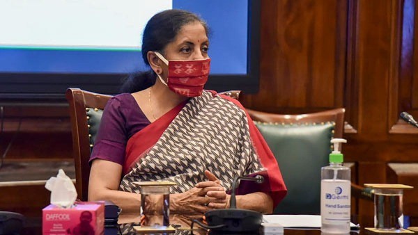 లాభాల బాటన ఆసుపత్రులు, మెటల్స్, బ్యాంకులు నష్టపోనున్న దిగుమతిదారులు, ఐటీ కంపెనీలు, రైతులు లాభాల బాటన ఆసుపత్రులు, మెటల్స్, బ్యాంకులు నష్టపోనున్న దిగుమతిదారులు, ఐటీ కంపెనీలు, రైతులు