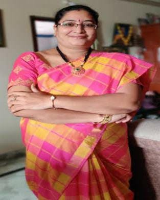 ప్రభుత్వ ఉపాధ్యాయు రాలు అదృశ్యం.. రూ. కోటికి పైగా అప్పు ప్రభుత్వ ఉపాధ్యాయు రాలు అదృశ్యం.. రూ. కోటికి పైగా అప్పు