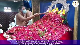 ఏకాదశి పర్వదినం పురస్కరించుకుని యాదాద్రి లో లక్ష పుష్పార్చన ఏకాదశి పర్వదినం పురస్కరించుకుని యాదాద్రి లో లక్ష పుష్పార్చన
