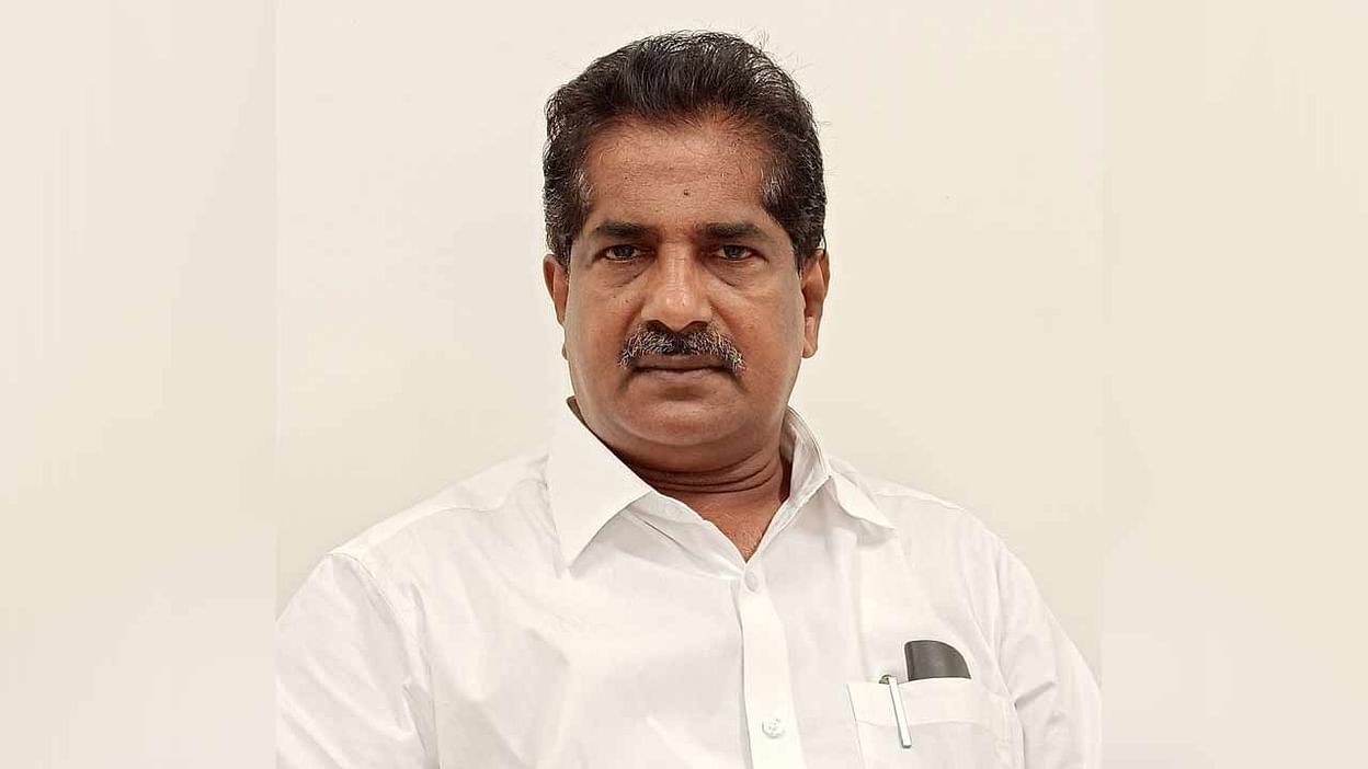 ఏ బాబైనా.. చట్టం ముందు ఒక్కటే ఏ బాబైనా.. చట్టం ముందు ఒక్కటే