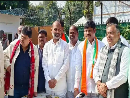 బీజేపీ ఖాతాలోకి తుక్కుగూడ మున్సిపాలిటీ..ఖంగు తిన్న టీఆర్ఎస్ బీజేపీ ఖాతాలోకి తుక్కుగూడ మున్సిపాలిటీ..ఖంగు తిన్న టీఆర్ఎస్