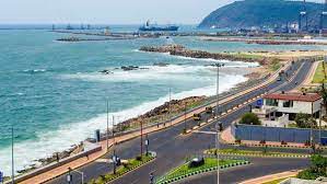 మల్లి తెరమీదకు విశాఖ రాజధాని అంశం మల్లి తెరమీదకు విశాఖ రాజధాని అంశం