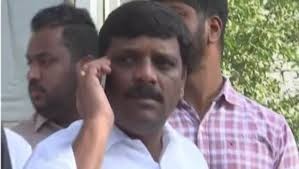 బీసీల కోసం మాట్లాడితే షోకాజ్ నోటీసులు ఇస్తారా బీసీల కోసం మాట్లాడితే షోకాజ్ నోటీసులు ఇస్తారా