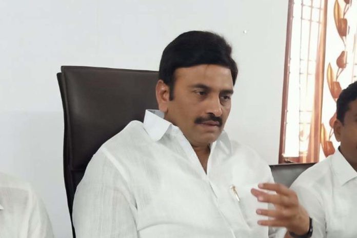 13న నర్సాపురానికి రఘురాముడు..? 13న నర్సాపురానికి రఘురాముడు..?