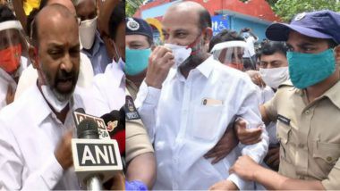 సంజయ్ విడుదలకు హైకోర్టు మద్యంతర ఉత్తర్వులు... ప్రభుత్వానికి నోటీసులు జారీ సంజయ్ విడుదలకు హైకోర్టు మద్యంతర ఉత్తర్వులు... ప్రభుత్వానికి నోటీసులు జారీ