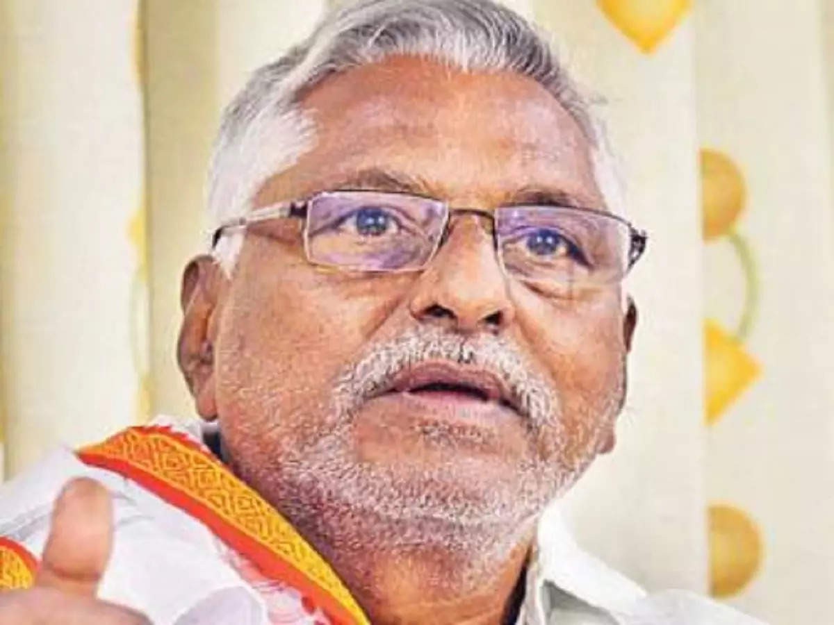 ఎమ్మెల్సీ జీవన్ రెడ్డిపై చౌకబారు విమర్శలు మానుకోవాలి ఎమ్మెల్సీ జీవన్ రెడ్డిపై చౌకబారు విమర్శలు మానుకోవాలి