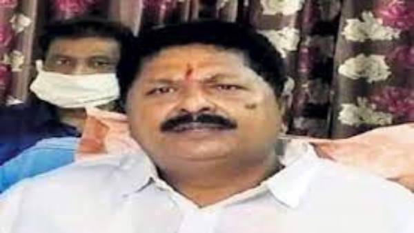 కారుమూరికి ఇంటి పోరు కారుమూరికి ఇంటి పోరు