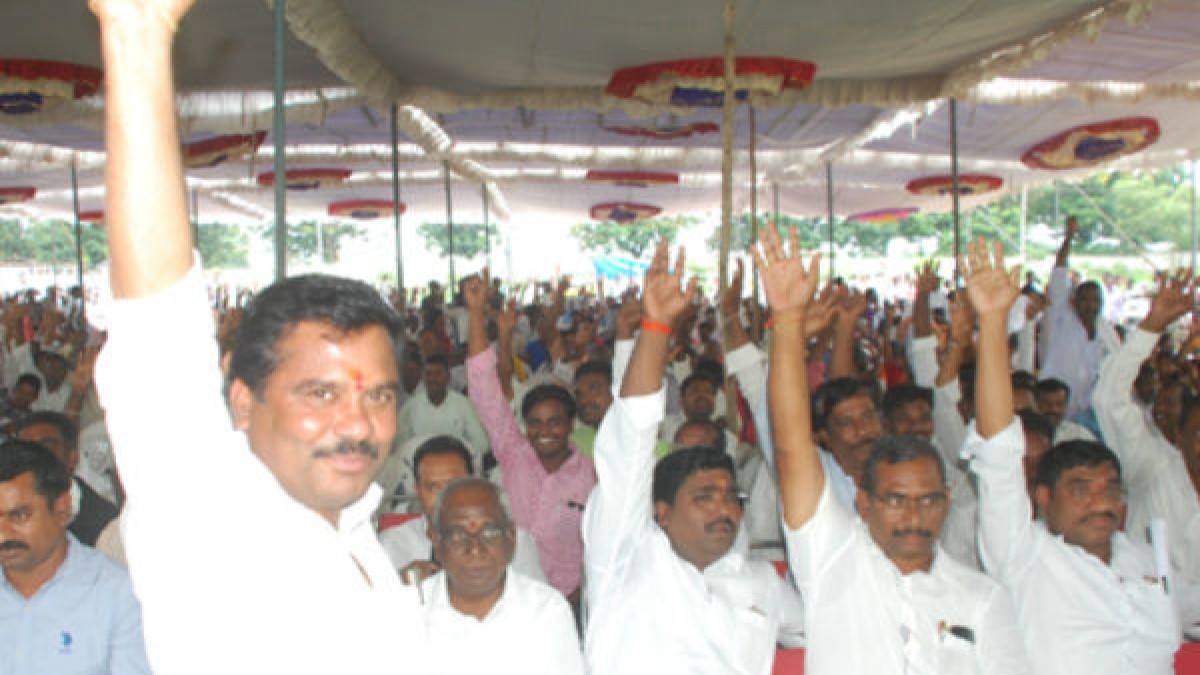 మంథనిలో కాంగ్రెస్ నాయకుల అరెస్టులు మంథనిలో కాంగ్రెస్ నాయకుల అరెస్టులు