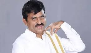 నెంబర్ 2 పొంగులేటేనా... నెంబర్ 2 పొంగులేటేనా...
