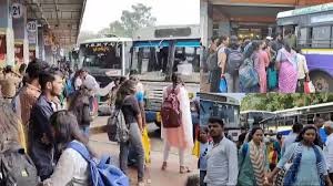 సందడిగా ఉప్పల్ రింగ్ రోడ్డు సందడిగా ఉప్పల్ రింగ్ రోడ్డు