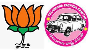 బీజేపీ మహిళా కార్పోరేటర్ పై తెరాస దాడి బీజేపీ మహిళా కార్పోరేటర్ పై తెరాస దాడి
