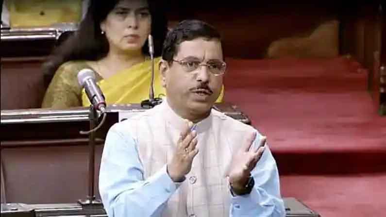 రాష్ట్ర ప్రభుత్వాలు భూమిని సేకరిస్తే..బొగ్గు ఉత్పత్తి యూనిట్ల ఏర్పాటు... కేంద్ర మంత్రి ప్రహ్లాద్ జోషి రాష్ట్ర ప్రభుత్వాలు భూమిని సేకరిస్తే..బొగ్గు ఉత్పత్తి యూనిట్ల ఏర్పాటు... కేంద్ర మంత్రి ప్రహ్లాద్ జోషి