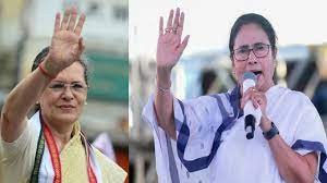 రంగంలోకి సోనియా... ప్రతిపక్ష సమావేశానికి మమత హాజరు రంగంలోకి సోనియా... ప్రతిపక్ష సమావేశానికి మమత హాజరు