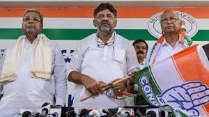కర్ణాటక కాంగ్రెస్ లో పోరు... కర్ణాటక కాంగ్రెస్ లో పోరు...