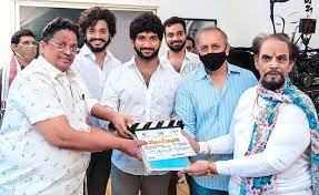 లాంఛనంగా ప్రారంభమైన ప్రశాంత్ వర్మ, తేజ సజ్జ, ప్రైమ్షో ఎంటర్టైన్మెంట్స్ `హను-మాన్` లాంఛనంగా ప్రారంభమైన ప్రశాంత్ వర్మ, తేజ సజ్జ, ప్రైమ్షో ఎంటర్టైన్మెంట్స్ `హను-మాన్`