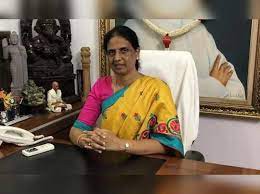 ఇంకా రద్దు కాలేదు - క్లారిటీ ఇచ్చిన మంత్రి సబితా ఇంకా రద్దు కాలేదు - క్లారిటీ ఇచ్చిన మంత్రి సబితా
