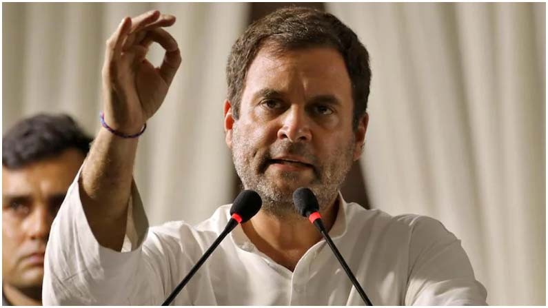 త్యాగధనులు రాహుల్ గాంధీ కుటుంబ సభ్యులు...... త్యాగధనులు రాహుల్ గాంధీ కుటుంబ సభ్యులు......