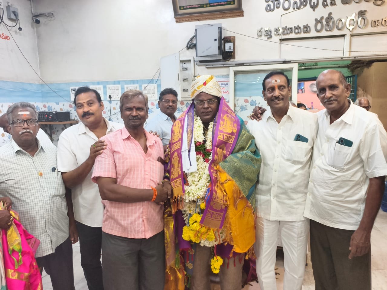 భరతమాత అన్నప్రసాద వితరణ. భరతమాత అన్నప్రసాద వితరణ.