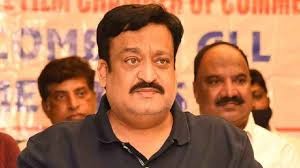 బాధ్యతలు తీసుకున్న 24 గంటల్లోనే రాజీనామా బాధ్యతలు తీసుకున్న 24 గంటల్లోనే రాజీనామా