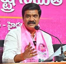 కుంగింది బ్యారేజి కాదు, మీ బ్రెయిన్ ఉత్తం గారు. కుంగింది బ్యారేజి కాదు, మీ బ్రెయిన్ ఉత్తం గారు.