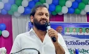 ప్రసన్నకుమార్ రెడ్డిపై వరుస కేసులు
