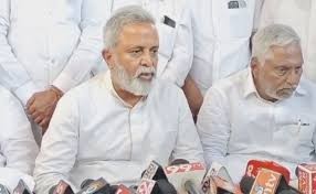పాపం..మధుయాష్కీ... పాపం..మధుయాష్కీ...