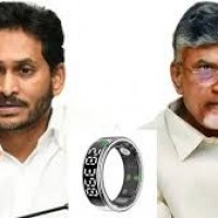 జగన్ చేతికి కొత్త రింగ్...