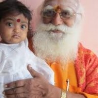 కామాక్షి పీఠం పీఠాధిపతి కామేశ మహర్షి కన్నుమూసారు