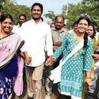 పాదయాత్రలే తారక మంత్రమా