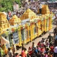 సింహాచలంలో గిరి ప్రదర్శన ప్రారంభం