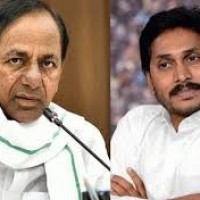 ట్రెండింగ్ లో కేసీఆర్ జగన్  కం బ్యాక్ ...