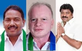 తూర్పు ఫ్యాన్ లో పదనిసలు తూర్పు ఫ్యాన్ లో పదనిసలు
