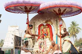 సూర్యప్రభ వాహనంపై సూర్యనారాయణుడి అలంకారంలో శ్రీ కల్యాణ వెంకన్న సూర్యప్రభ వాహనంపై సూర్యనారాయణుడి అలంకారంలో శ్రీ కల్యాణ వెంకన్న