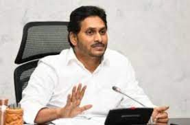 బెర్త్ కోసం ఎక్కే గుమ్మం.. దిగే గుమ్మం బెర్త్ కోసం ఎక్కే గుమ్మం.. దిగే గుమ్మం