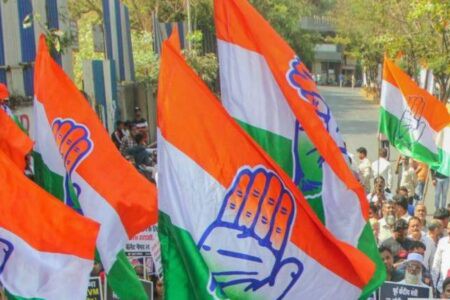 కాంగ్రెస్ లో వీర విధేయుల ఫోరం కాంగ్రెస్ లో వీర విధేయుల ఫోరం