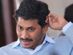 పక్క చూపులు చూస్తున్న ఎమ్మెల్యేలు పక్క చూపులు చూస్తున్న ఎమ్మెల్యేలు