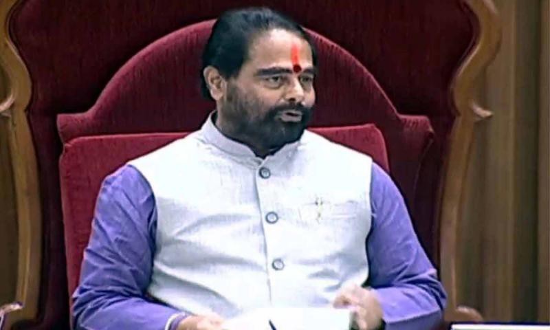 అసెంబ్లీ నుంచి ఒక్కరోజు టీడీపీ సభ్యుల సస్పెన్షన్ అసెంబ్లీ నుంచి ఒక్కరోజు టీడీపీ సభ్యుల సస్పెన్షన్