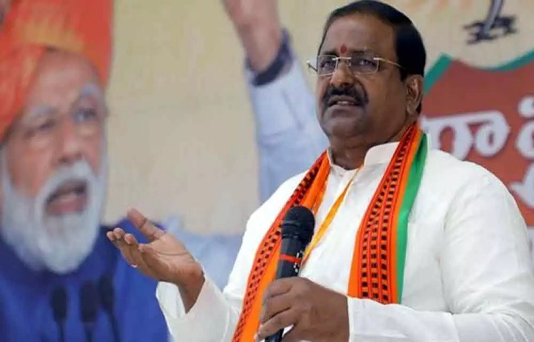 ధాన్యం వెంటనే కొనుగోలు చేయాలి ధాన్యం వెంటనే కొనుగోలు చేయాలి
