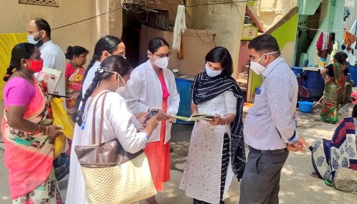 ఫీవర్ సర్వే చేసిన వైద్యశాఖ ఫీవర్ సర్వే చేసిన వైద్యశాఖ