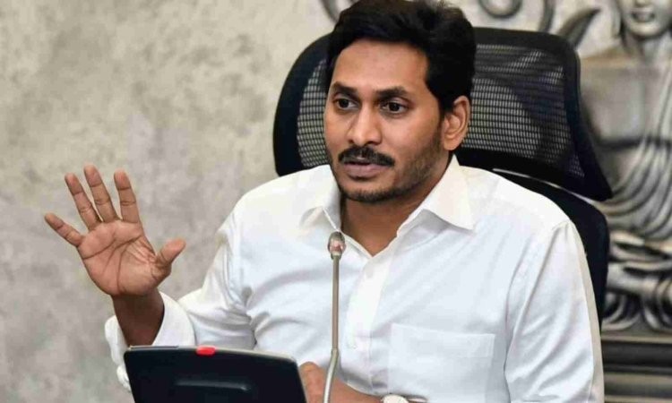 మంత్రివర్గ పునర్వవ్యస్థీకరణ ఎవరికి ఎర్త్... ఎవరికి బెర్త్ మంత్రివర్గ పునర్వవ్యస్థీకరణ ఎవరికి ఎర్త్... ఎవరికి బెర్త్
