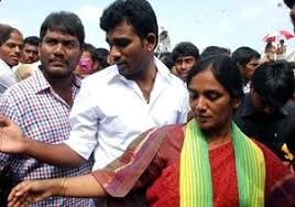 ఆందోళనలో పరిటాల ఫ్యాన్స్.. ఆందోళనలో పరిటాల ఫ్యాన్స్..