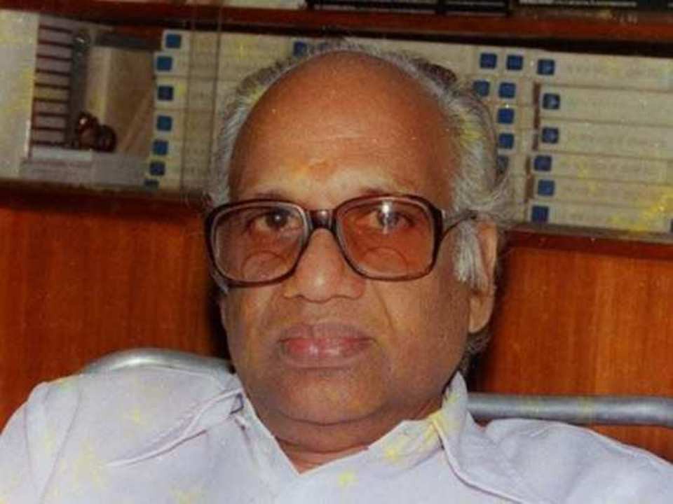 నిర్మాత, దర్శకుడు యూ విశ్వేశ్వరరావు కన్నుమూత నిర్మాత, దర్శకుడు యూ విశ్వేశ్వరరావు కన్నుమూత