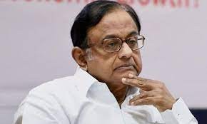 ఎఫ్ఐఆర్లో పేరు లేకున్నా సీబీఐ తన నివాసాల్లో సోదాలు ఎఫ్ఐఆర్లో పేరు లేకున్నా సీబీఐ తన నివాసాల్లో సోదాలు