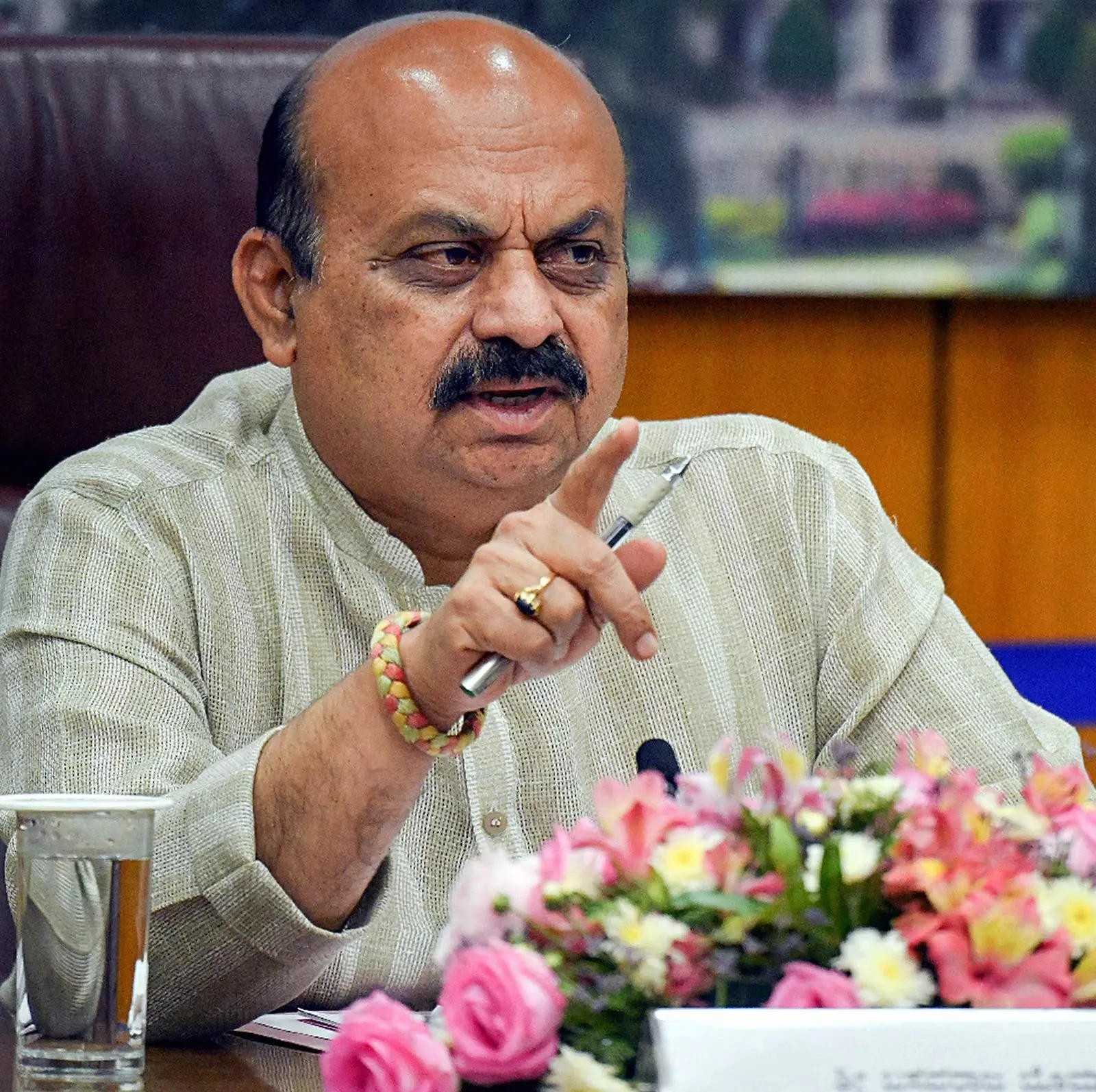 కన్నడకు మరో కొత్త సీఎం..? కన్నడకు మరో కొత్త సీఎం..?