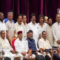 కర్ణాటక మంత్రుల్లో 24 మందిపై క్రిమినల్‌ కేసులు
