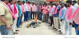 సీఎం రేవంత్ దిష్టిబొమ్మ దగ్దం సీఎం రేవంత్ దిష్టిబొమ్మ దగ్దం